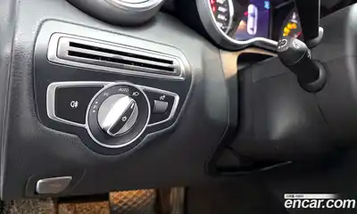 Mercedes-Benz C-Class 2019 1.9 Автомат в Москве № 160590, миниатюра 12