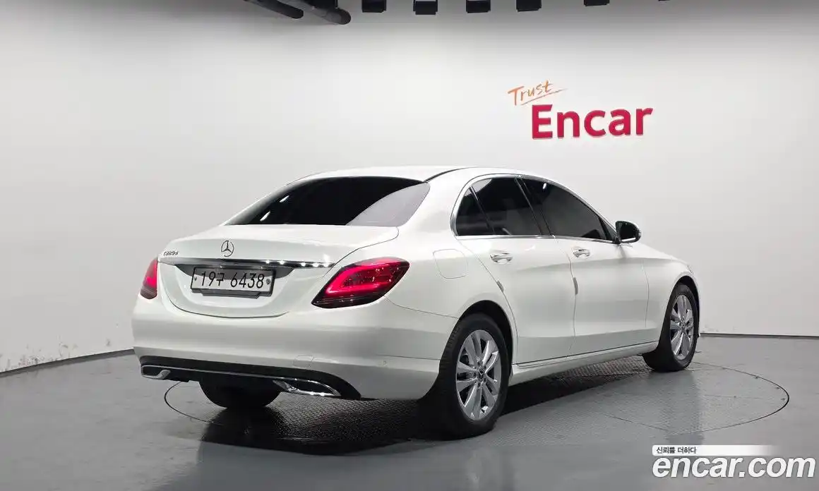 Mercedes-Benz C-Class 2019 1.9 Автомат в Москве № 160590, фото 4