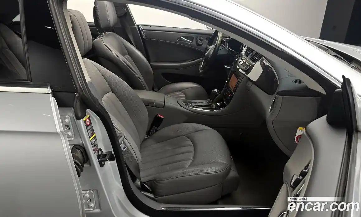 Mercedes-Benz CLS-Class 2010 3.5 Автомат в Москве № 160636, фото 5