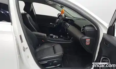 Mercedes-Benz A-Class 2019 2.0 Автомат в Москве № 161053, миниатюра 5