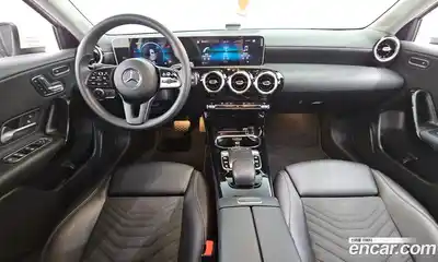Mercedes-Benz A-Class 2019 2.0 Автомат в Москве № 161053, миниатюра 7