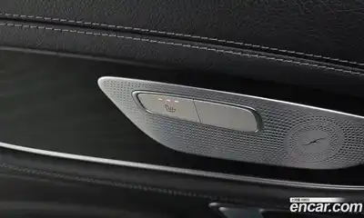 Mercedes-Benz CLS-Class 2022 2.0 Автомат в Москве № 161843, миниатюра 4