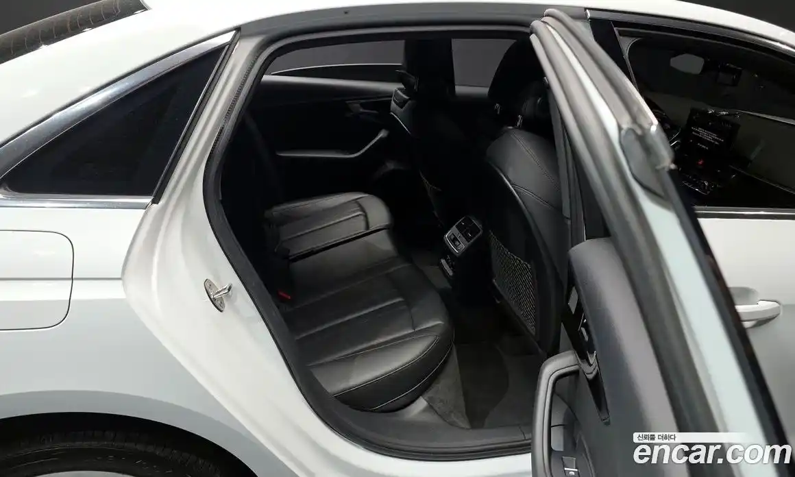 Audi A4 2021 2.0 Автомат в Москве № 163041, фото 16