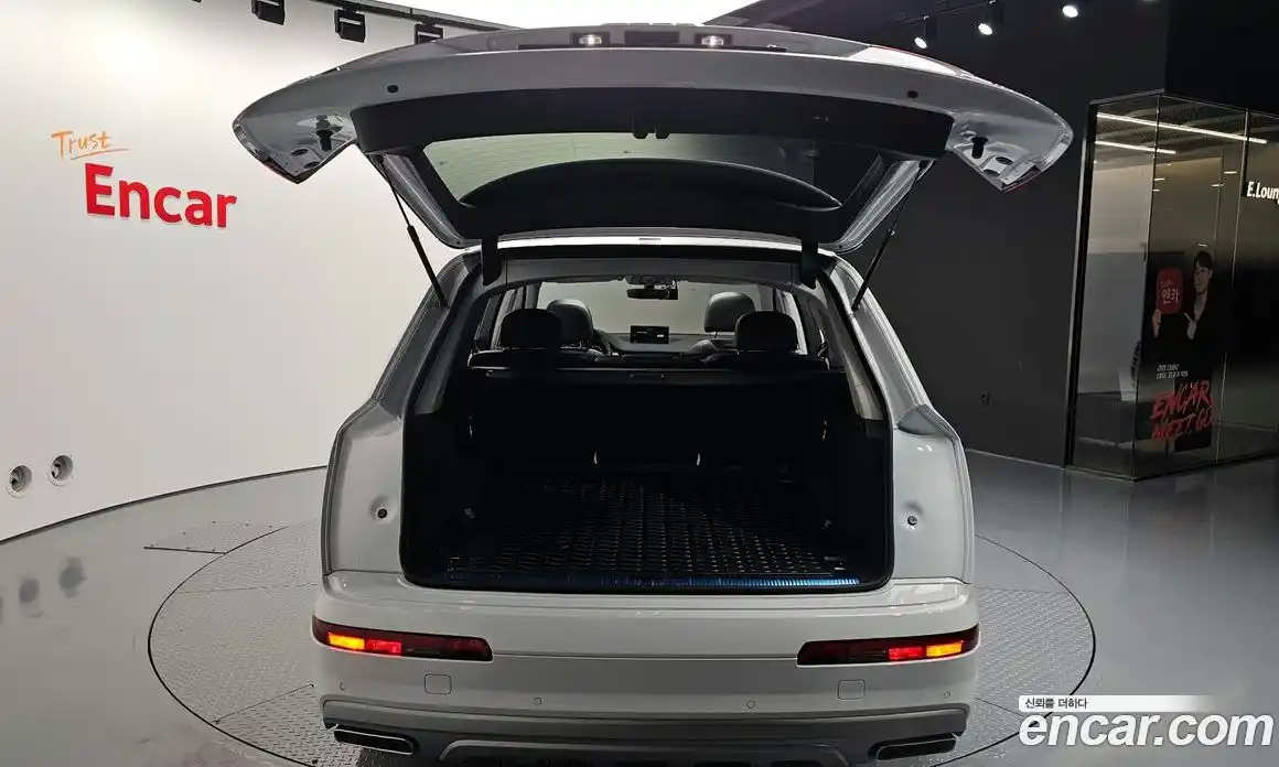 Audi Q7 2019 2.0 Автомат в Москве № 163147, фото 18