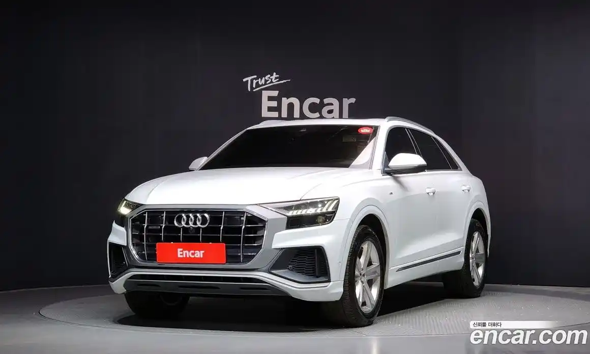 Audi Q8 2020 3.0 Автомат в Москве № 163919, фото 11
