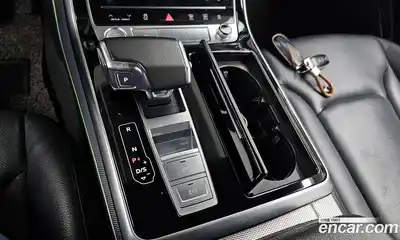 Audi Q8 2020 3.0 Автомат в Москве № 163919, миниатюра 5