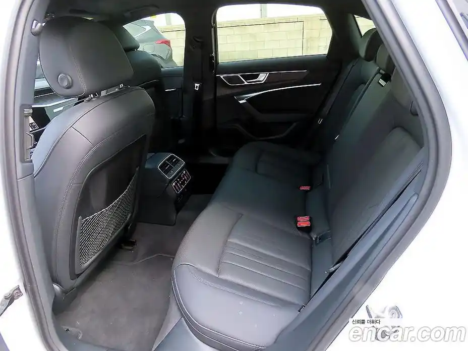 Audi A6 2023 2.0 Автомат в Москве № 164002, фото 6