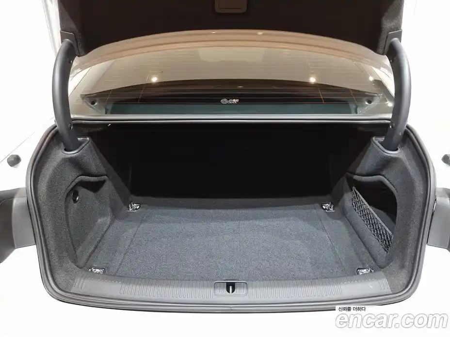 Audi A4 2021 2.0 Автомат в Москве № 164023, фото 13