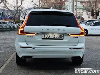 Volvo XC60 2019 2.0 Автомат в Москве № 164882, миниатюра 4