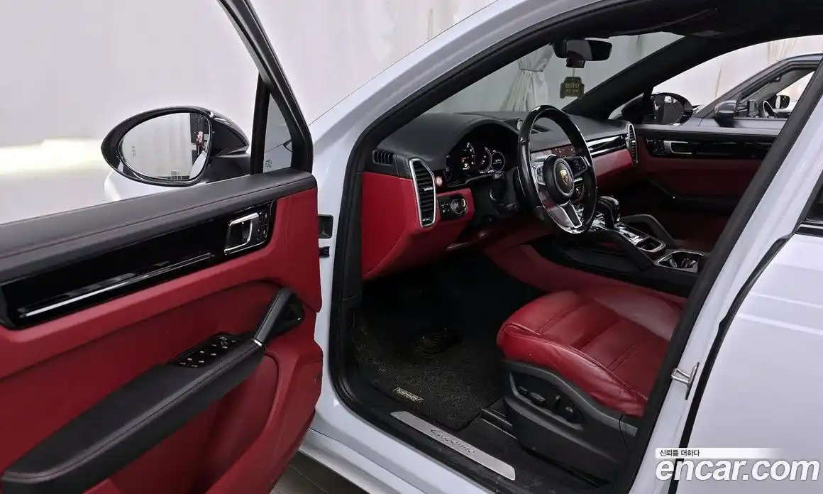 Porsche Cayenne 2022 3.0 Автомат в Москве № 165195, фото 20