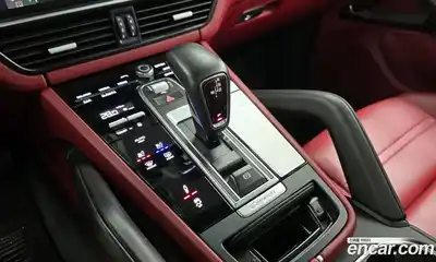 Porsche Cayenne 2022 3.0 Автомат в Москве № 165195, миниатюра 9