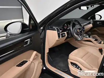 Porsche Cayenne 2021 3.0 Автомат в Москве № 165842, миниатюра 11