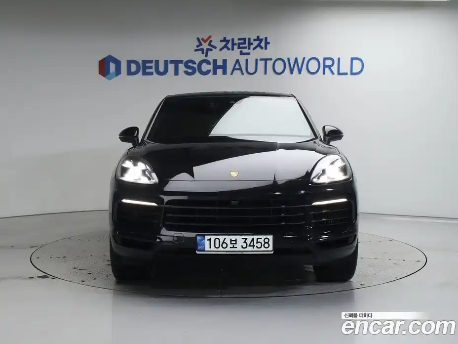 Porsche Cayenne 2021 3.0 Автомат в Москве № 165842, фото 3