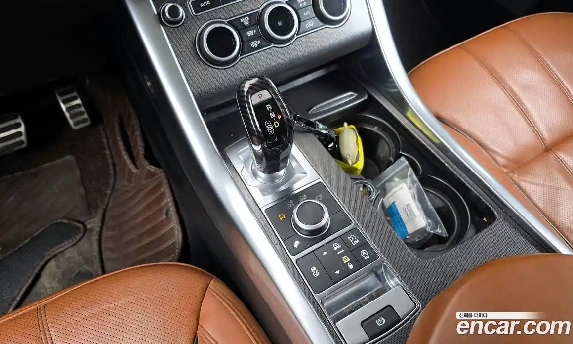 Land Rover Range-Rover Sport 2017 3.0 Автомат в Москве № 166589, фото 16