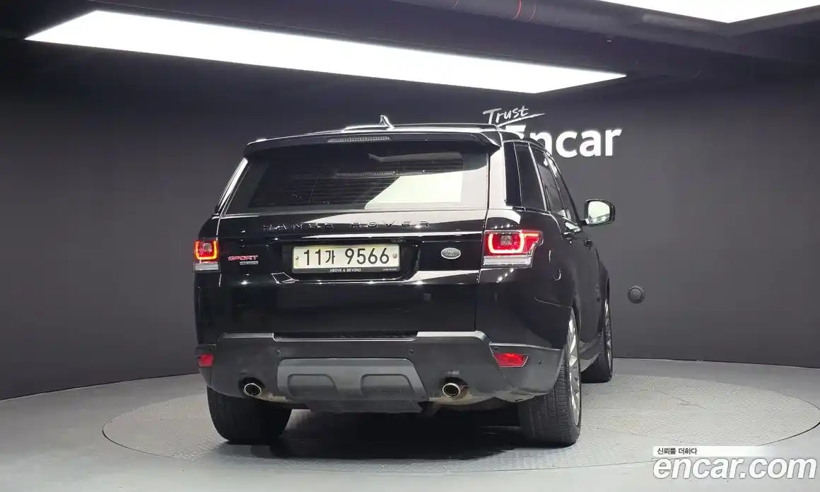Land Rover Range-Rover Sport 2017 3.0 Автомат в Москве № 166589, фото 10