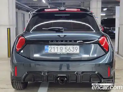 Mini Cooper 2025 2.0 Автомат в Москве № 167372, миниатюра 4