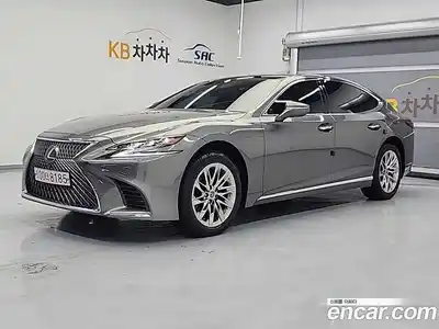 Lexus LS 2019 3.4 Автомат в Москве № 168126, миниатюра 2