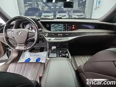 Lexus LS 2019 3.4 Автомат в Москве № 168126, миниатюра 7