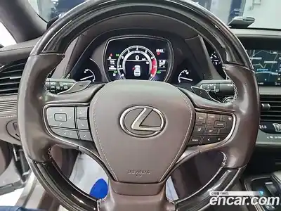 Lexus LS 2019 3.4 Автомат в Москве № 168126, миниатюра 9