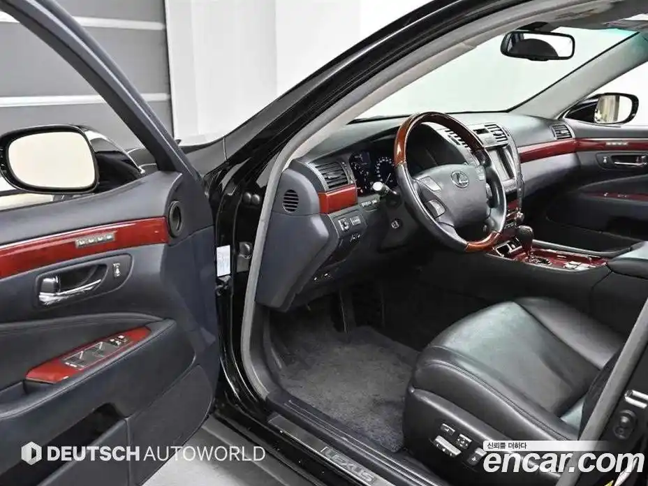 Lexus LS 2009 4.6 Автомат в Москве № 168338, фото 11