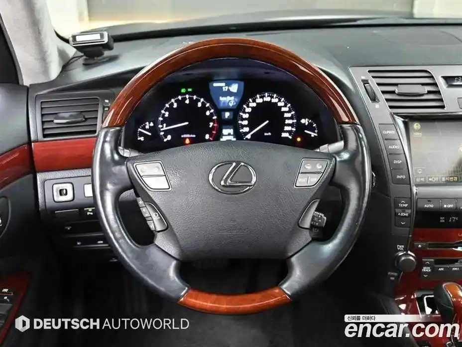 Lexus LS 2009 4.6 Автомат в Москве № 168338, фото 13