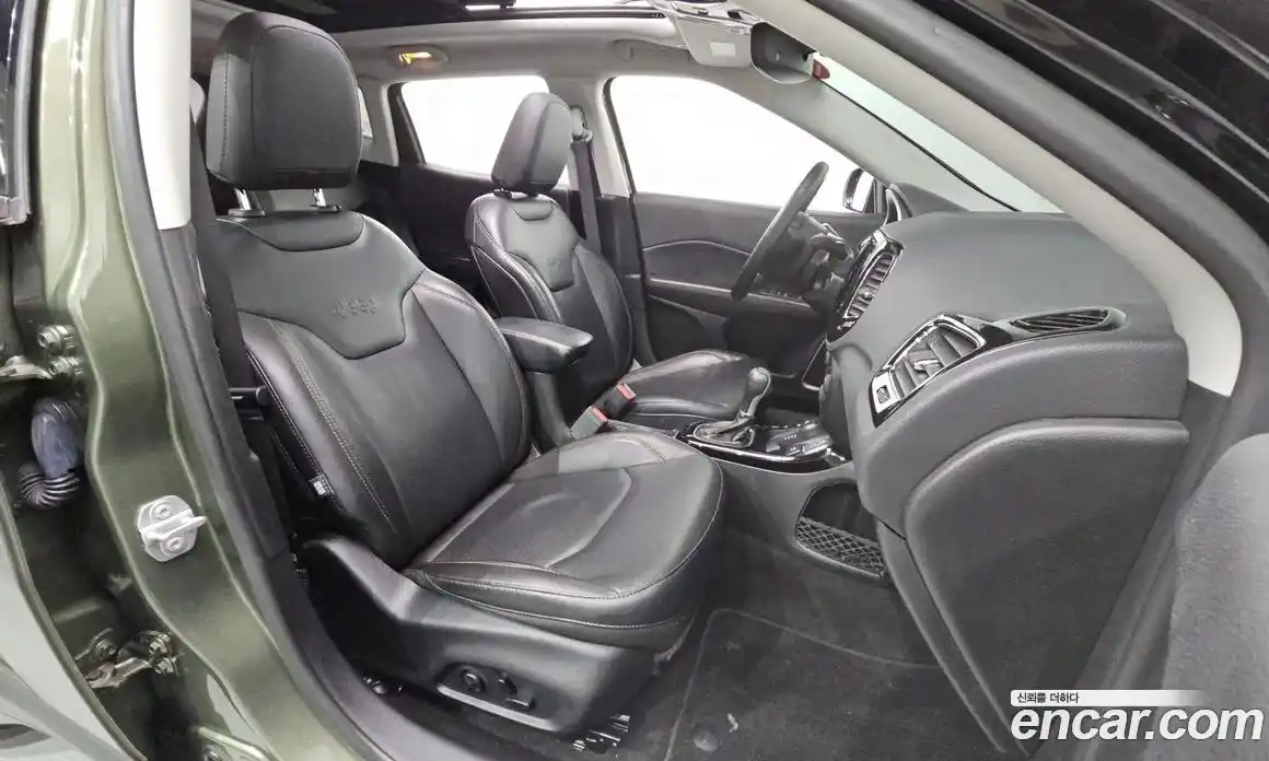 Jeep Compass 2019 2.4 Автомат в Москве № 169790, фото 14