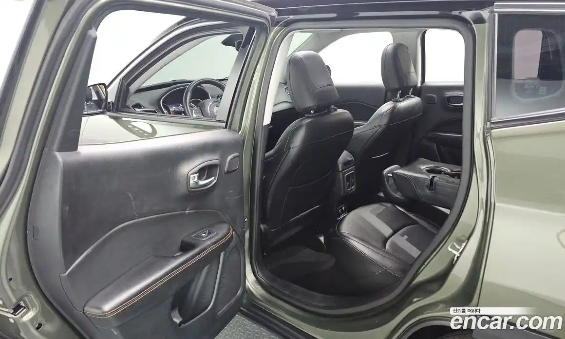 Jeep Compass 2019 2.4 Автомат в Москве № 169790, фото 19