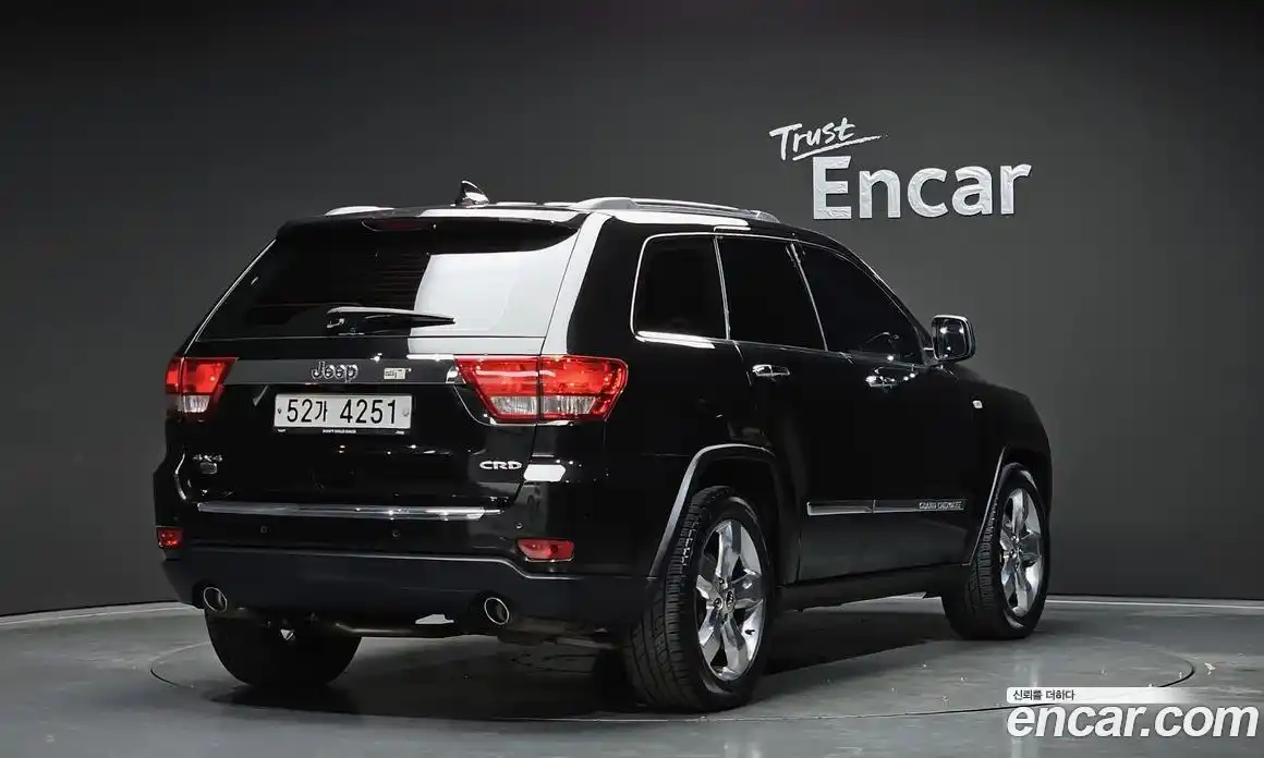 Jeep Cherokee 2013 3.0 Автомат в Москве № 169873, фото 11