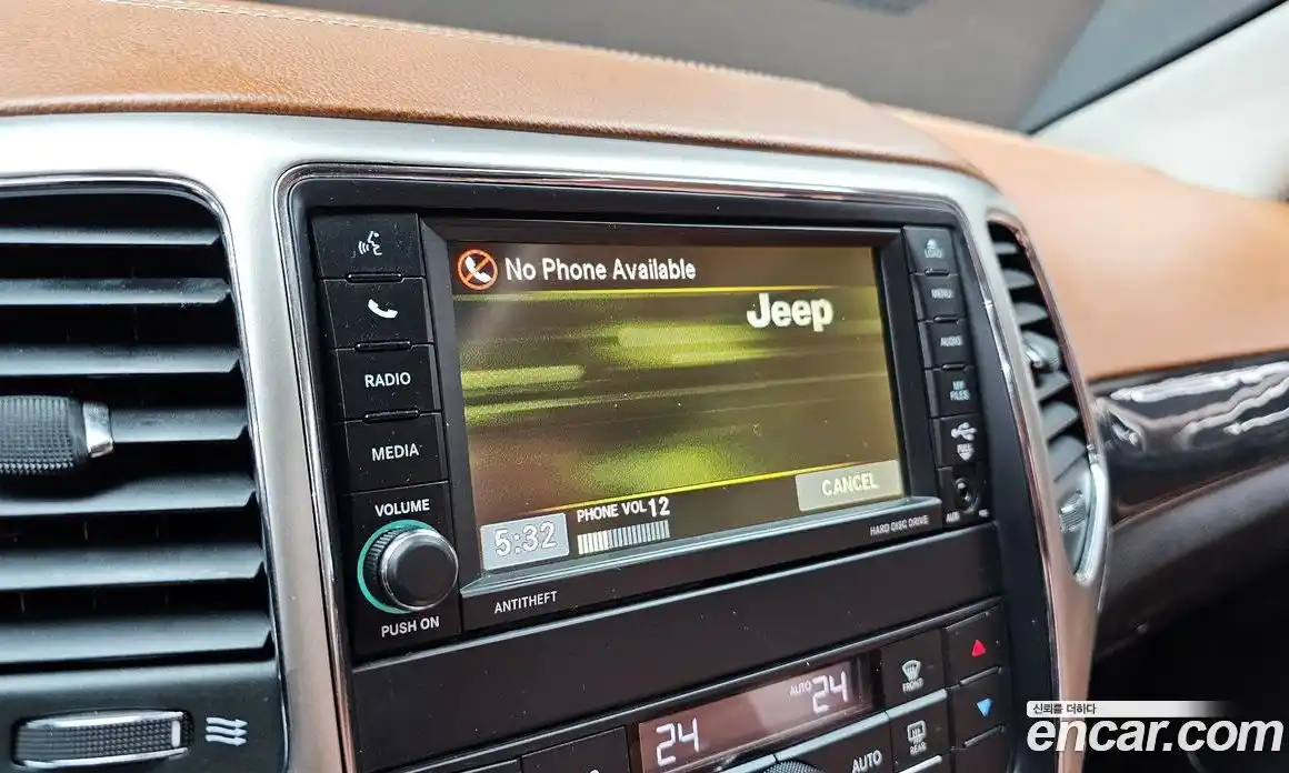 Jeep Cherokee 2013 3.0 Автомат в Москве № 169873, фото 13