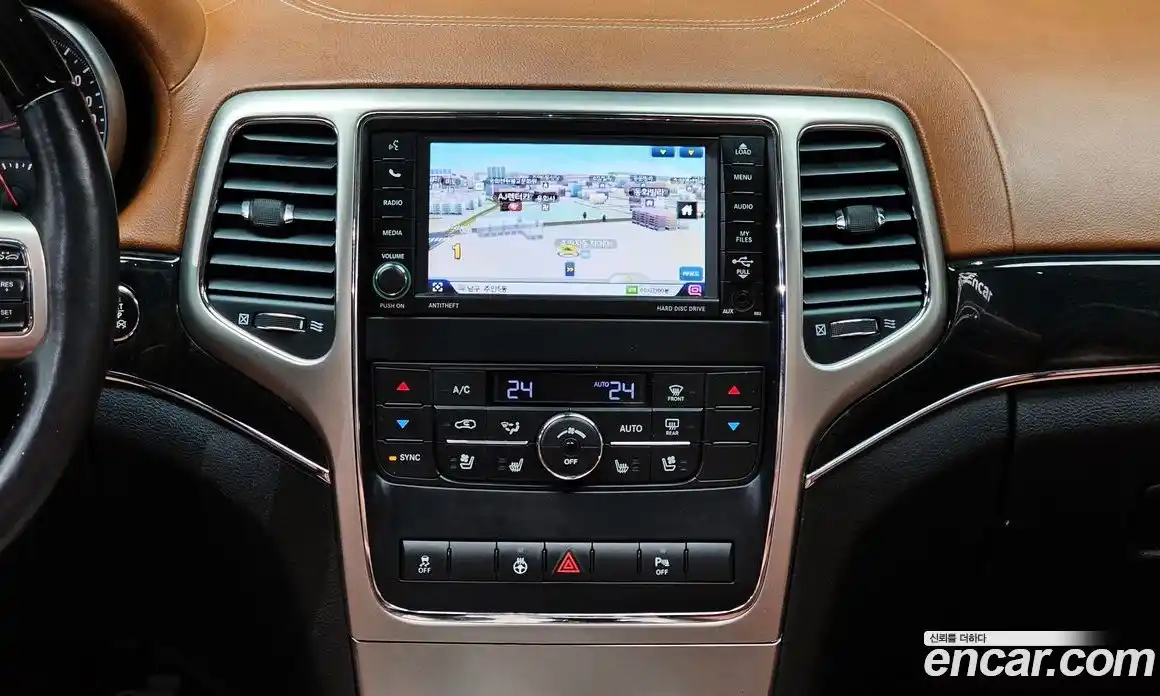 Jeep Cherokee 2013 3.0 Автомат в Москве № 169873, фото 3