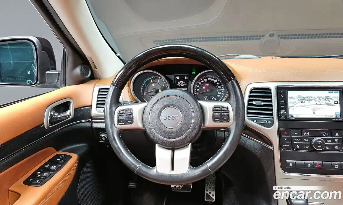 Jeep Cherokee 2013 3.0 Автомат в Москве № 169873, фото 10