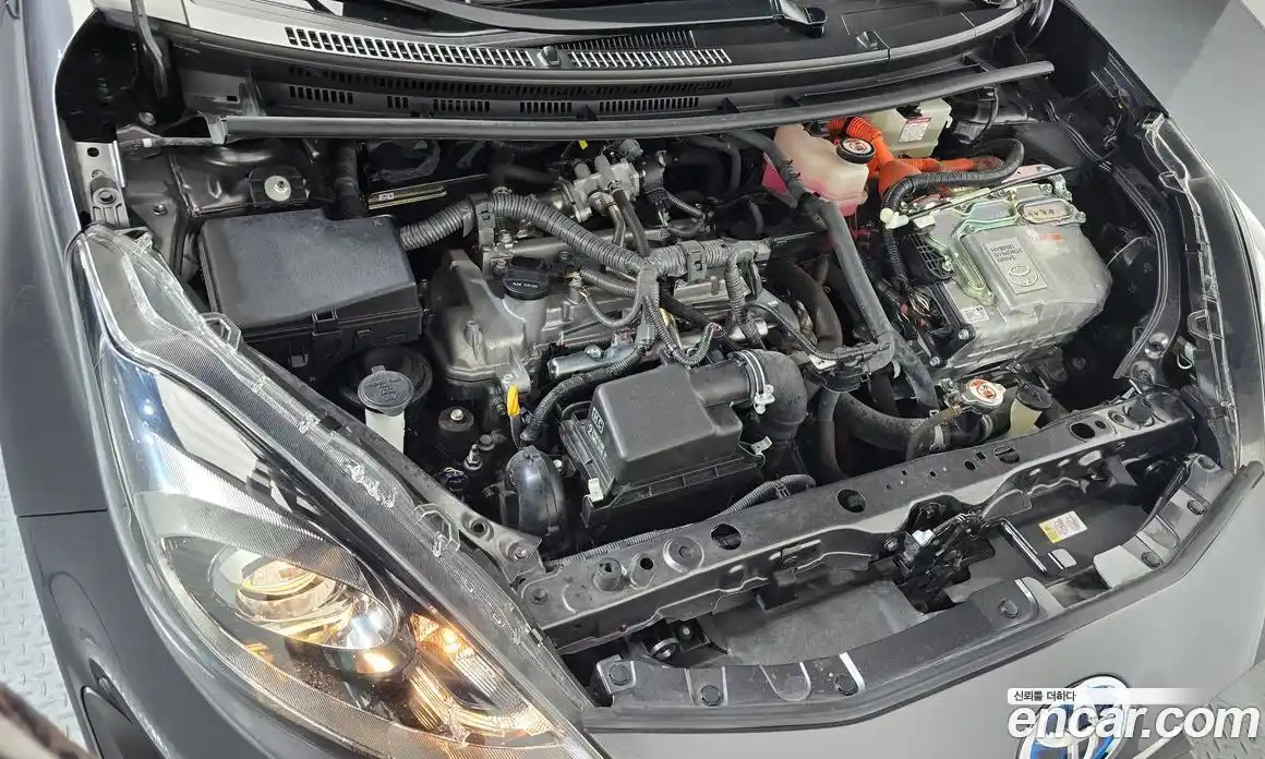 Toyota Prius 2019 1.5 Автомат в Москве № 170167, фото 5