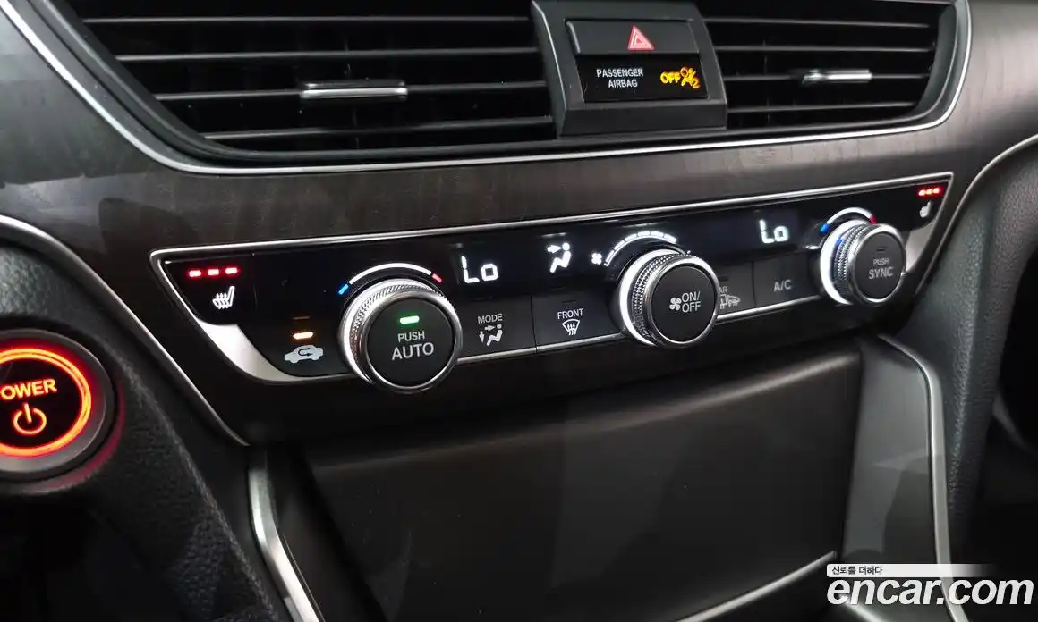 Honda Accord 2018 2.0 Автомат в Москве № 170672, фото 15