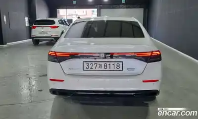 Honda Accord 2024 2.0 Автомат в Москве № 170696, миниатюра 4