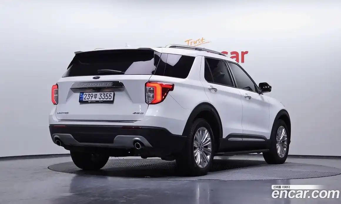 Ford Explorer 2022 2.3 Автомат в Москве № 170728, фото 13