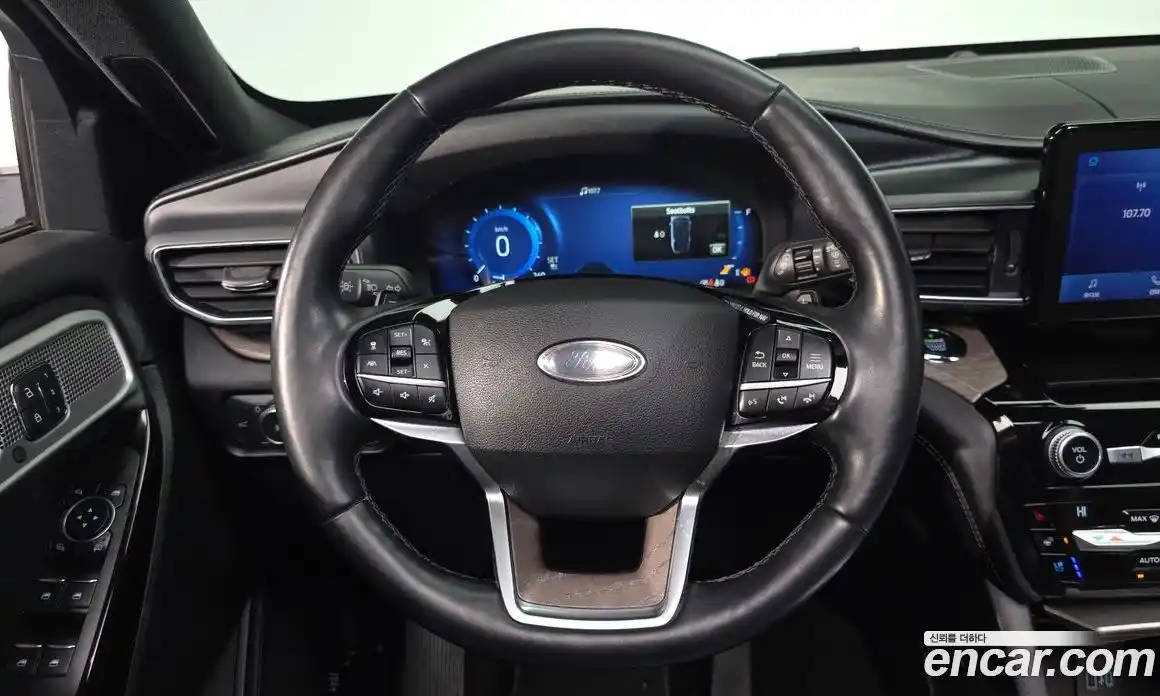 Ford Explorer 2021 3.0 Автомат в Москве № 170861, фото 18