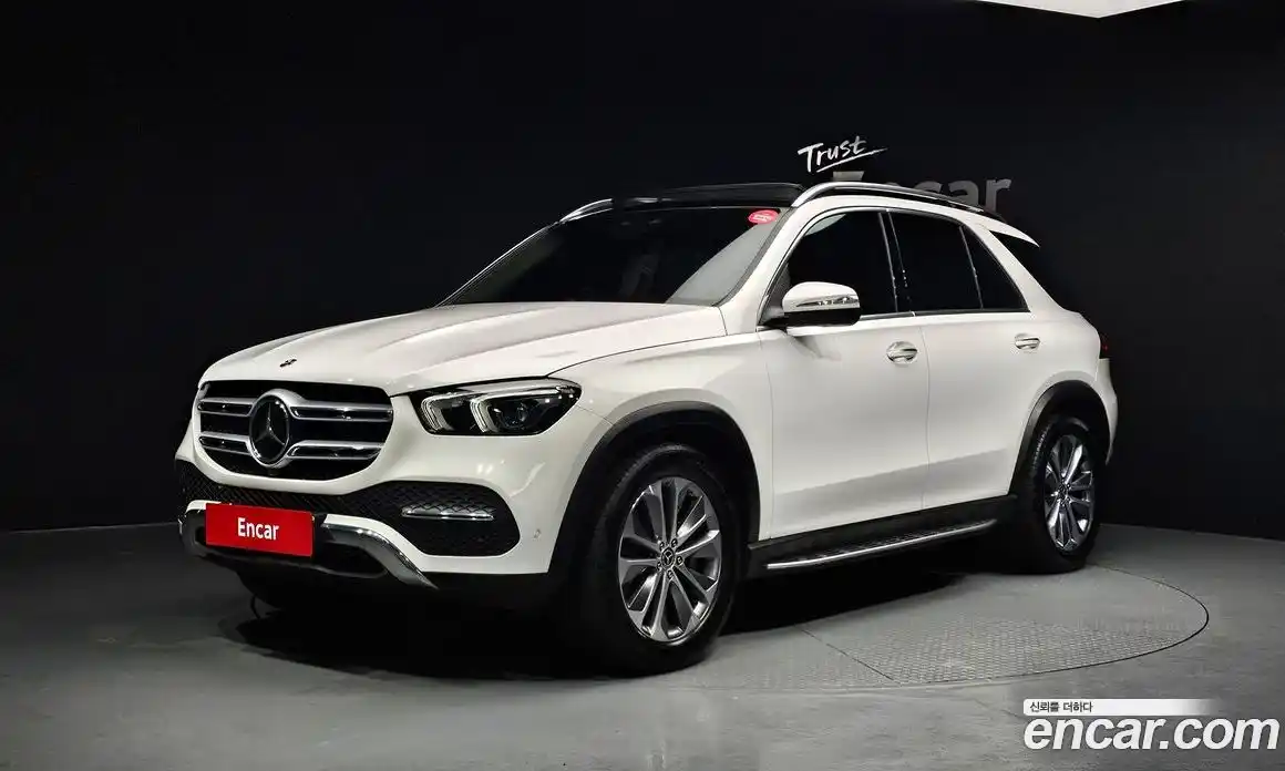 Mercedes-Benz GLE-Class 2022 2.0 Автомат в Москве № 178381, фото 19
