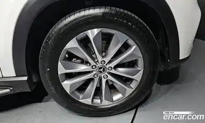 Mercedes-Benz GLE-Class 2022 2.0 Автомат в Москве № 178381, миниатюра 3