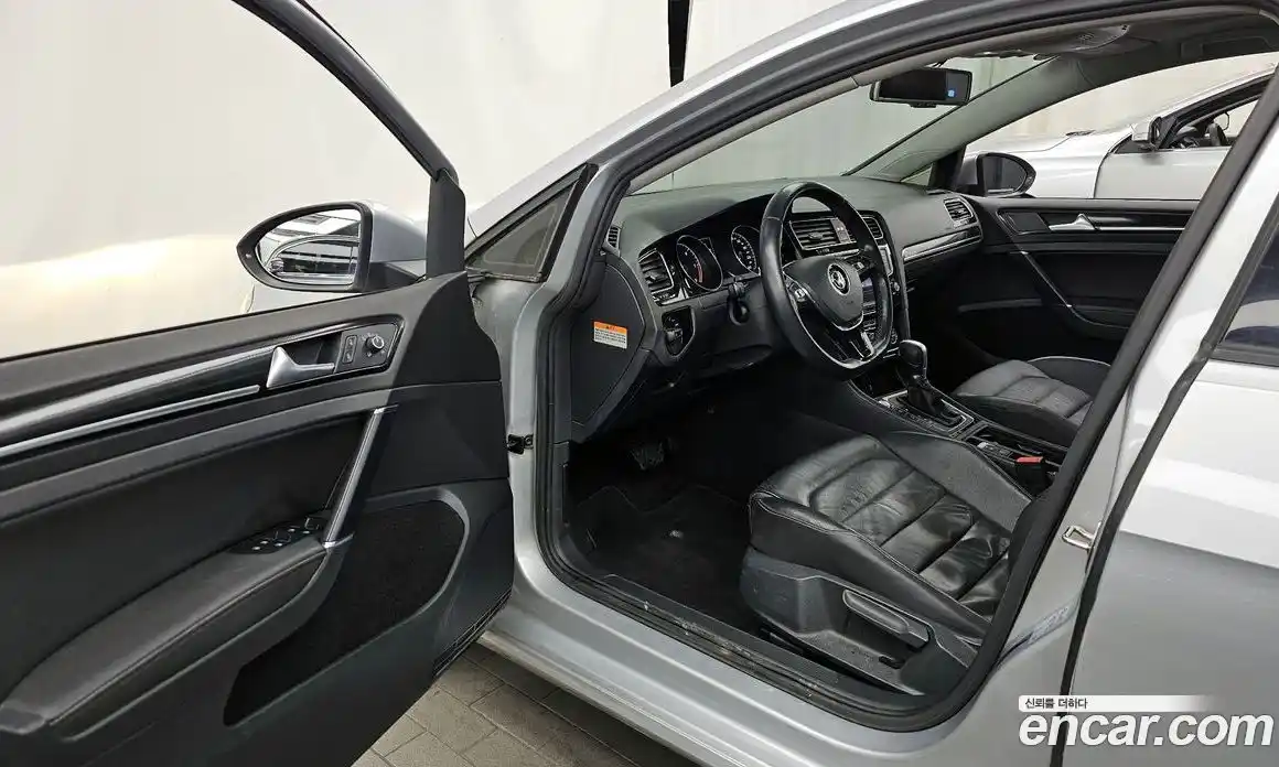 Volkswagen Golf 2014 2.0 Автомат в Москве № 178403, фото 10