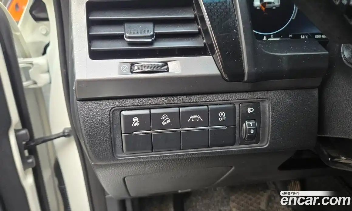 SsangYong Rexton 2023 2.2 Автомат в Москве № 182335, фото 13