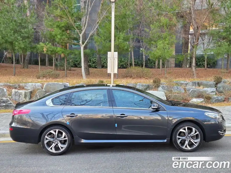 Renault SM7 2012 2.5 Автомат в Москве № 186596, фото 17