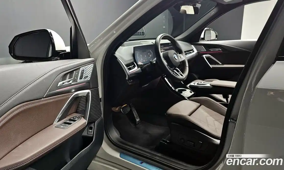 BMW X1 2023 2.0 Автомат в Москве № 187488, фото 1