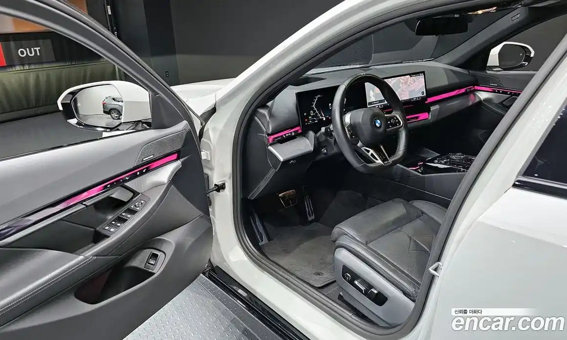 BMW 5-Series 2024 2.0 Автомат в Москве № 188435, фото 16