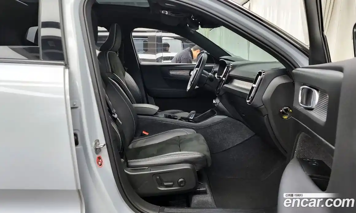 Volvo XC40 2022 2.0 Автомат в Москве № 189187, фото 12