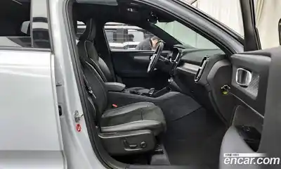 Volvo XC40 2022 2.0 Автомат в Москве № 189187, миниатюра 12