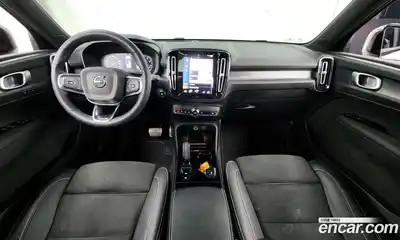 Volvo XC40 2022 2.0 Автомат в Москве № 189187, миниатюра 5