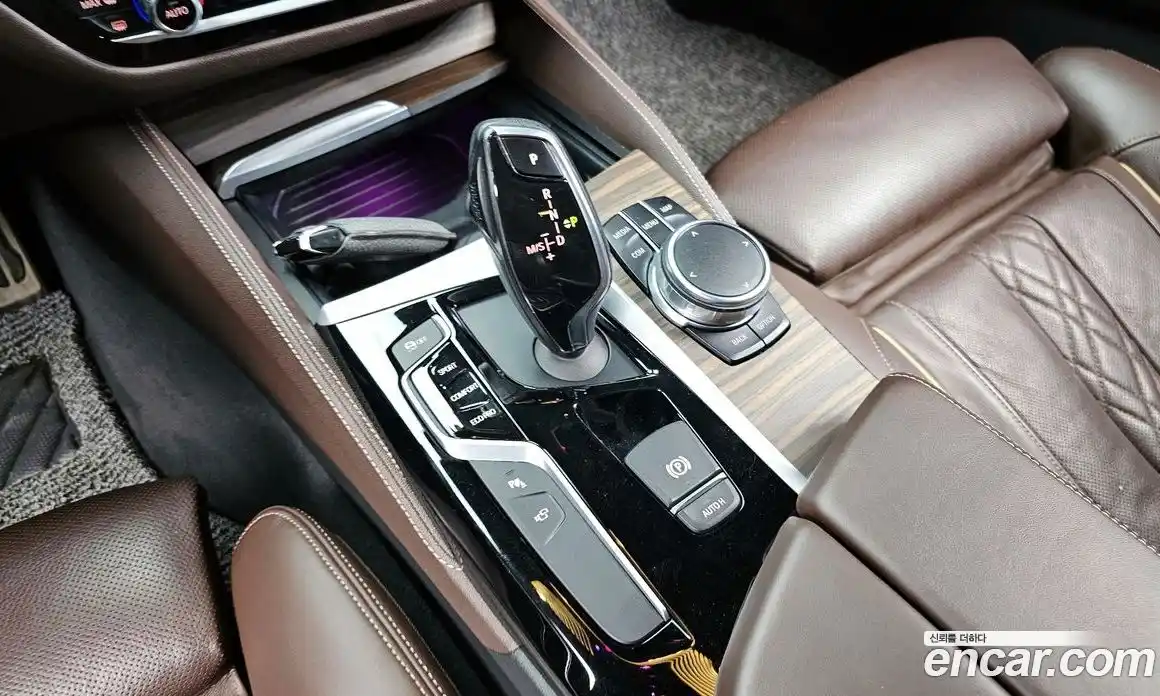 BMW 5-Series 2017 2.0 Автомат в Москве № 193029, фото 11