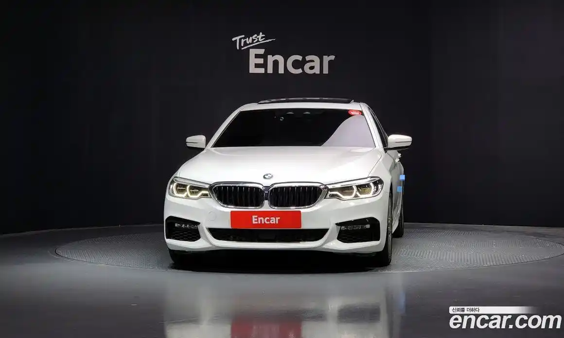 BMW 5-Series 2017 2.0 Автомат в Москве № 193192, фото 3