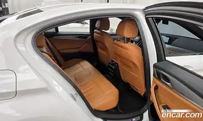 BMW 5-Series 2017 2.0 Автомат в Москве № 193192, миниатюра 10