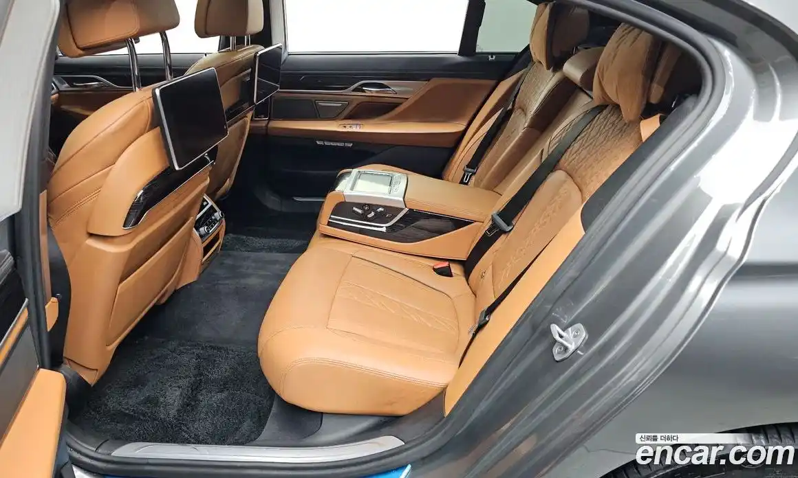 BMW 7-Series 2018 3.0 Автомат в Москве № 193252, фото 20
